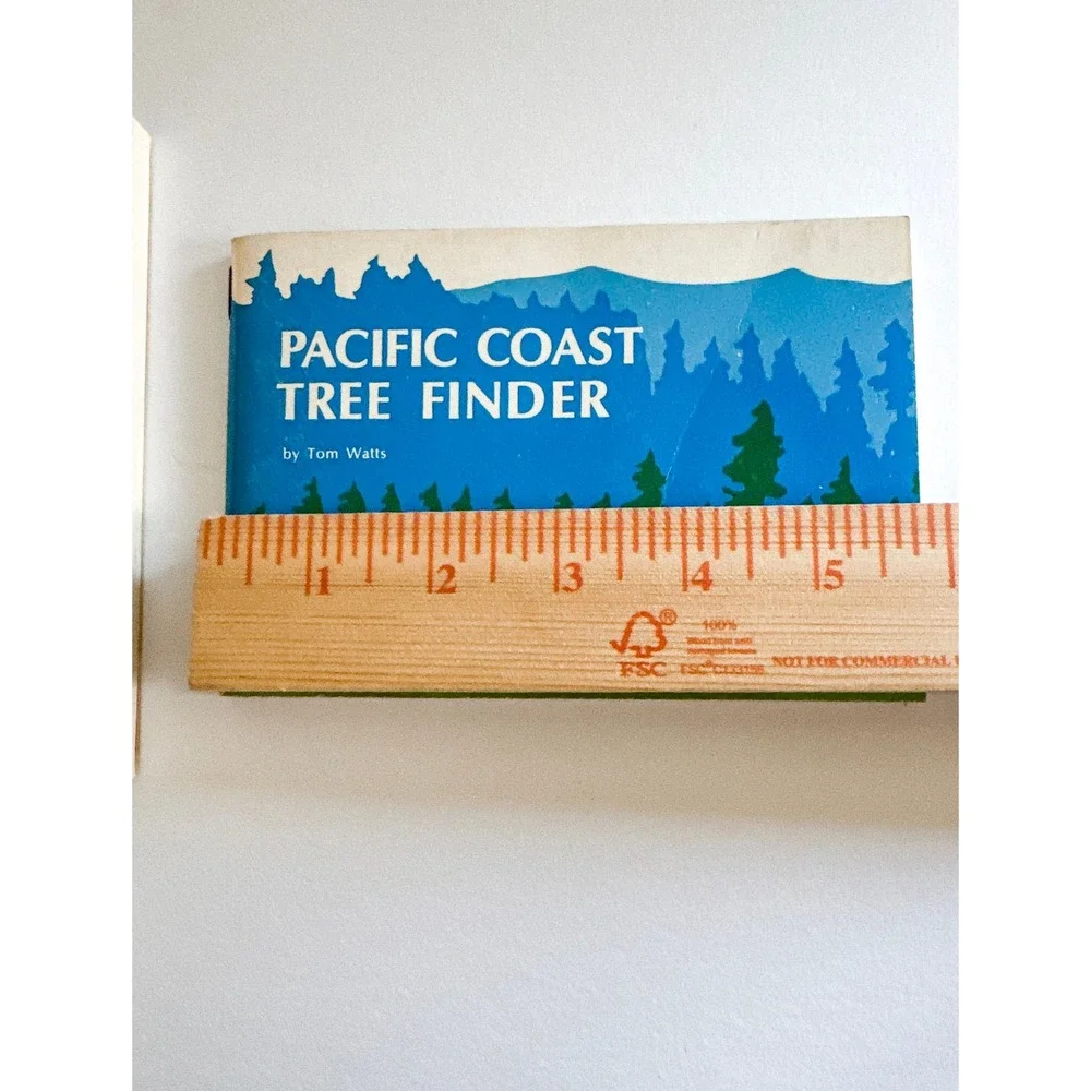 Vintage Pacific Northwest Nature Guides Animal Tracks and Tree Finder Set PNW‎